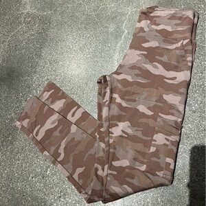 VS PINK ULTIMATE FLEECE LINED CARGO LEGGING S